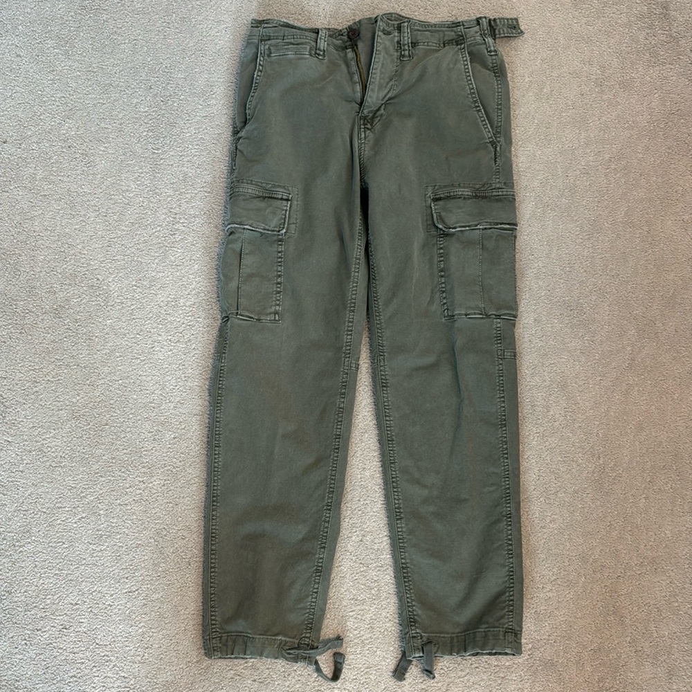 American Eagle olive green cargo pants flex straight leg 28 Wx 30 L